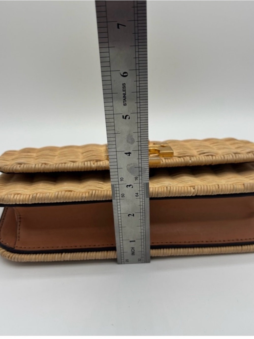 Tory Burch Woven Rattan Clutch with Gold Logo - Picture 8 of 9